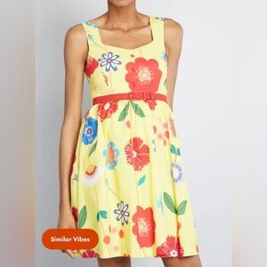 ModCloth Biking Through Brussels A-Line Dress. Size L.   SKU 225